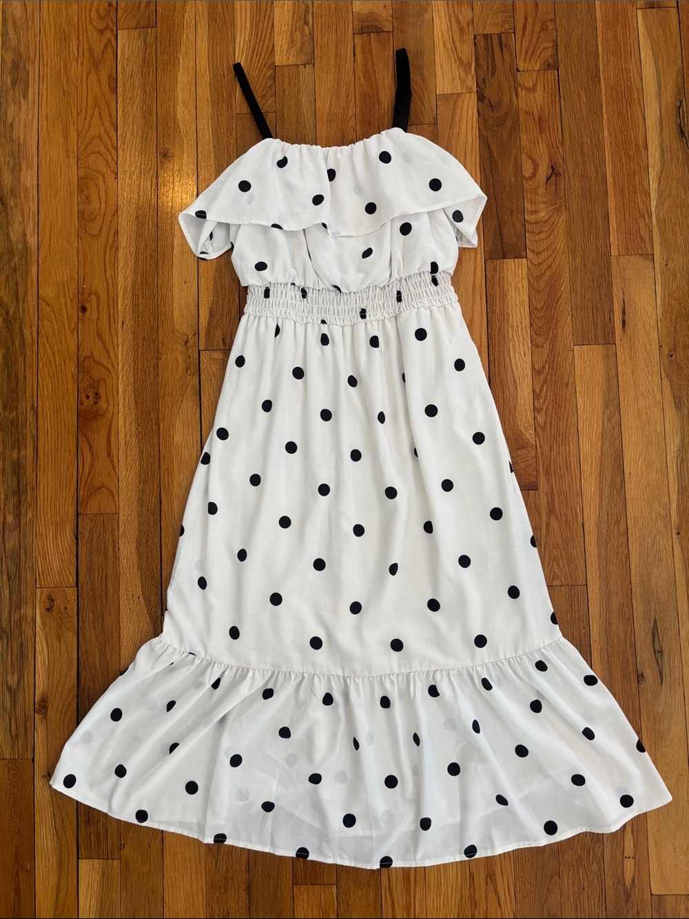 Lily Rose White Dress with Black Polka Dots (2)